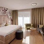 Moselauen 4*