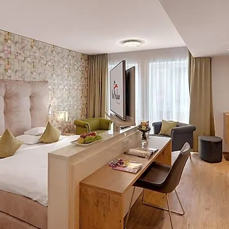 Hotel Moselauen 4*