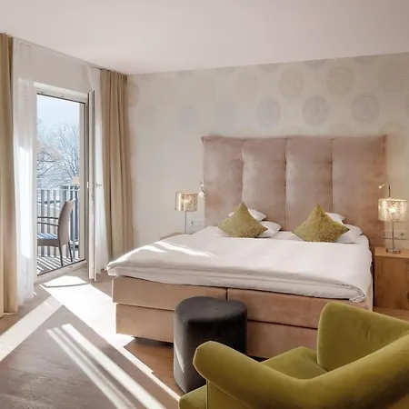 Moselauen 4*