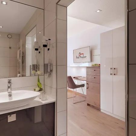 Hotel Moselauen 4*